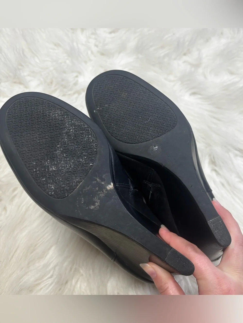 Tory Burch Lowell Black Leather Wedge Bootie size Women’s 8.5
